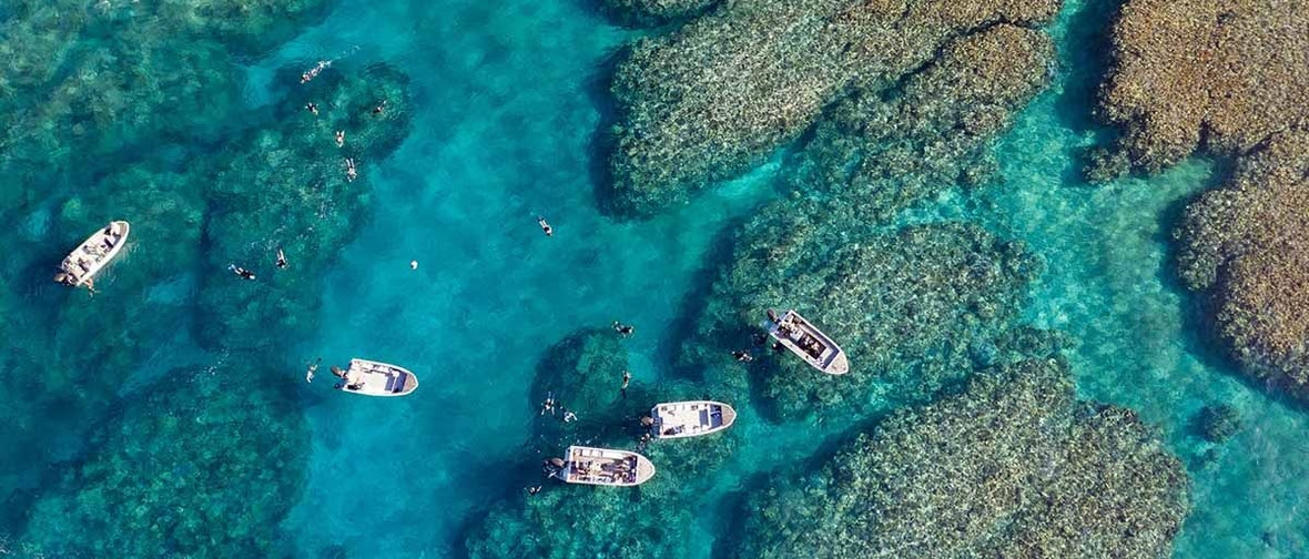Great Barrier Reef - True North Adventure Cruises